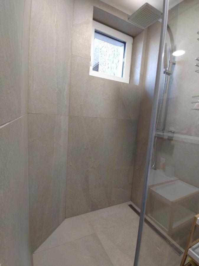 Big Stay - 4 Bedroom, 2 Bathroom Central Apartment With Ac Bratislava Exterior photo